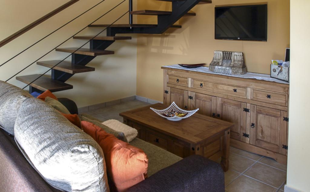 Apartamentos Rurales El Calama Zarza De Granadilla Rum bild